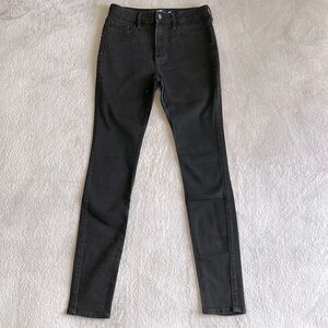 Hollister California High-Rise Super Skinny Classic Stretch Jeans